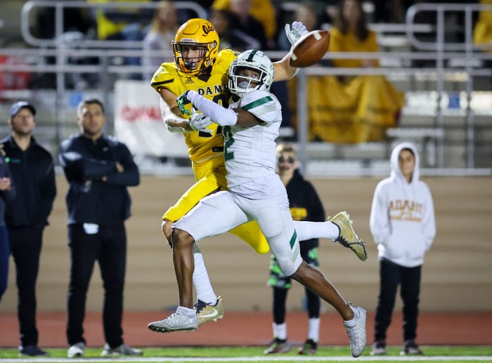 Photo by Mario Nowak